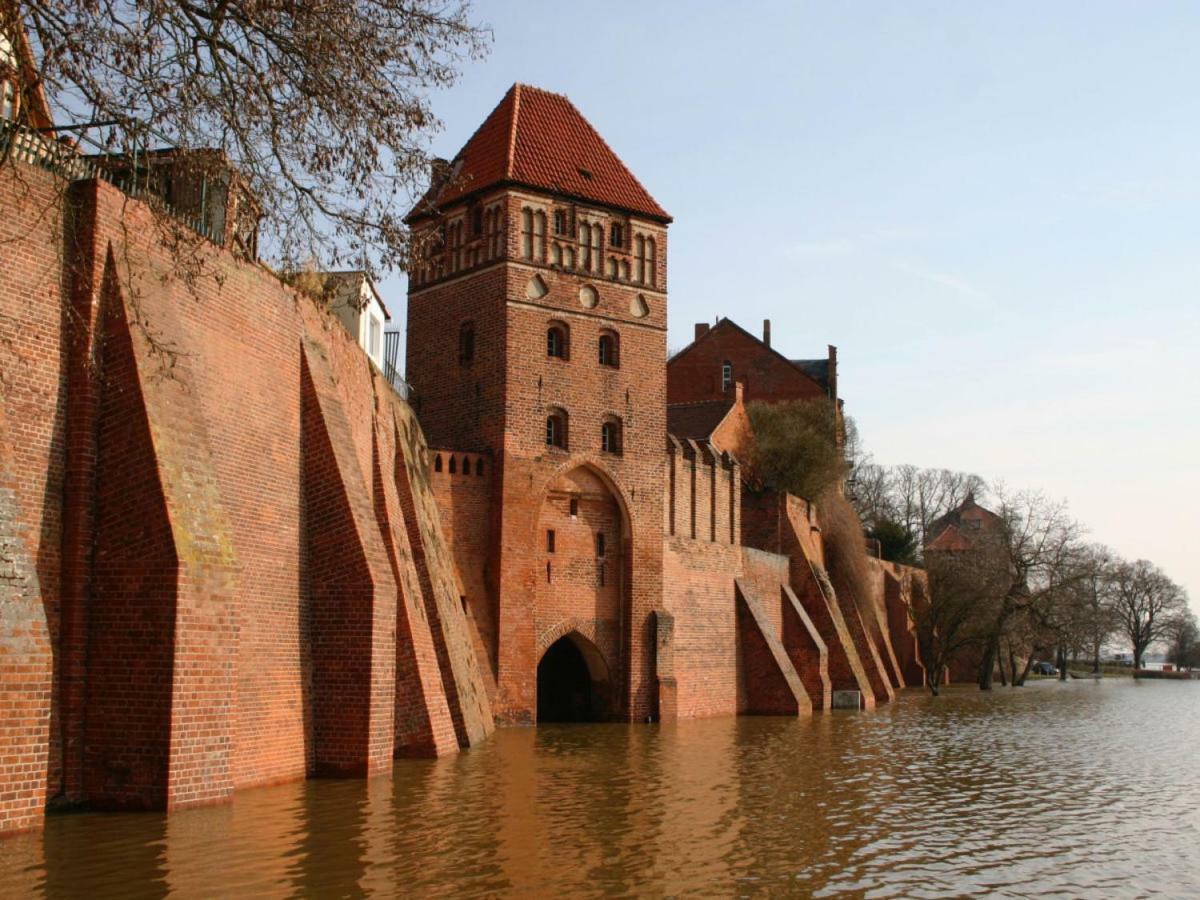 Haus Zur Eselsbruecke Apartment Tangermünde Екстериор снимка